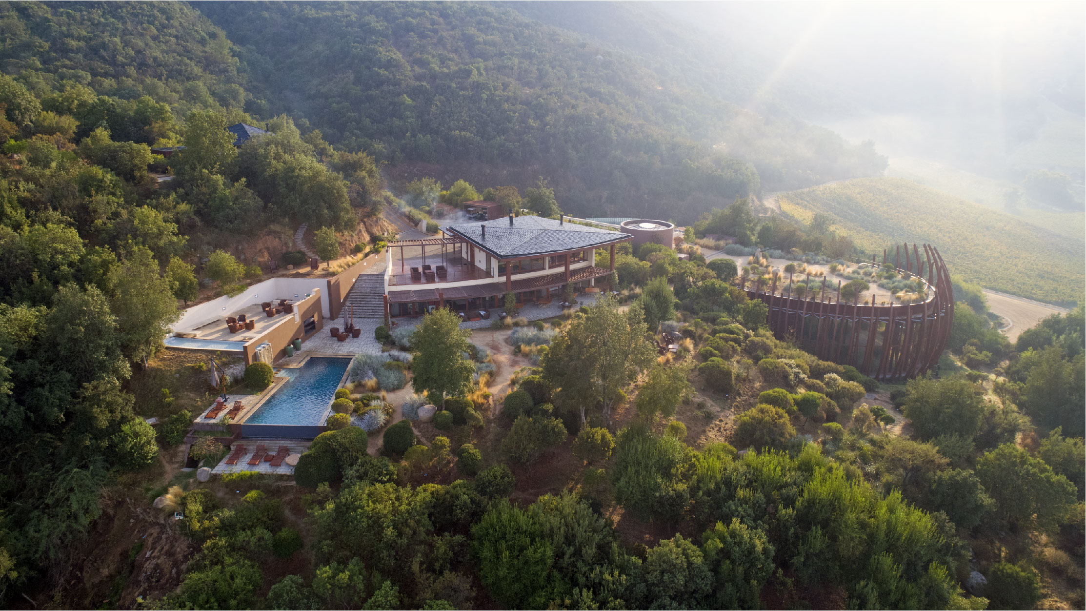 Clos Apalta luxury hotel - Wine Paths