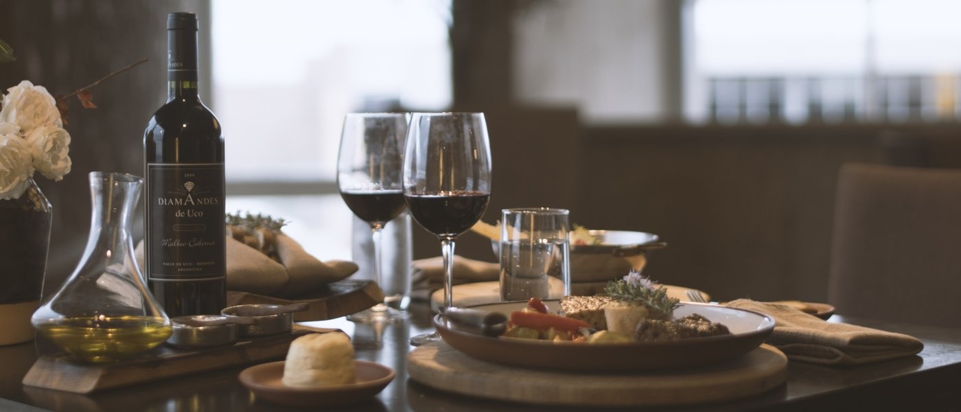 Food and wine pairing at Diamandes