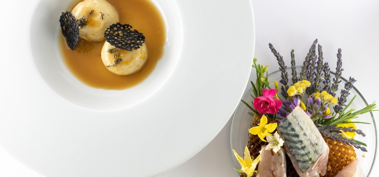 Xavier Mathieu's Table - Gourmet Dish - Wine Paths