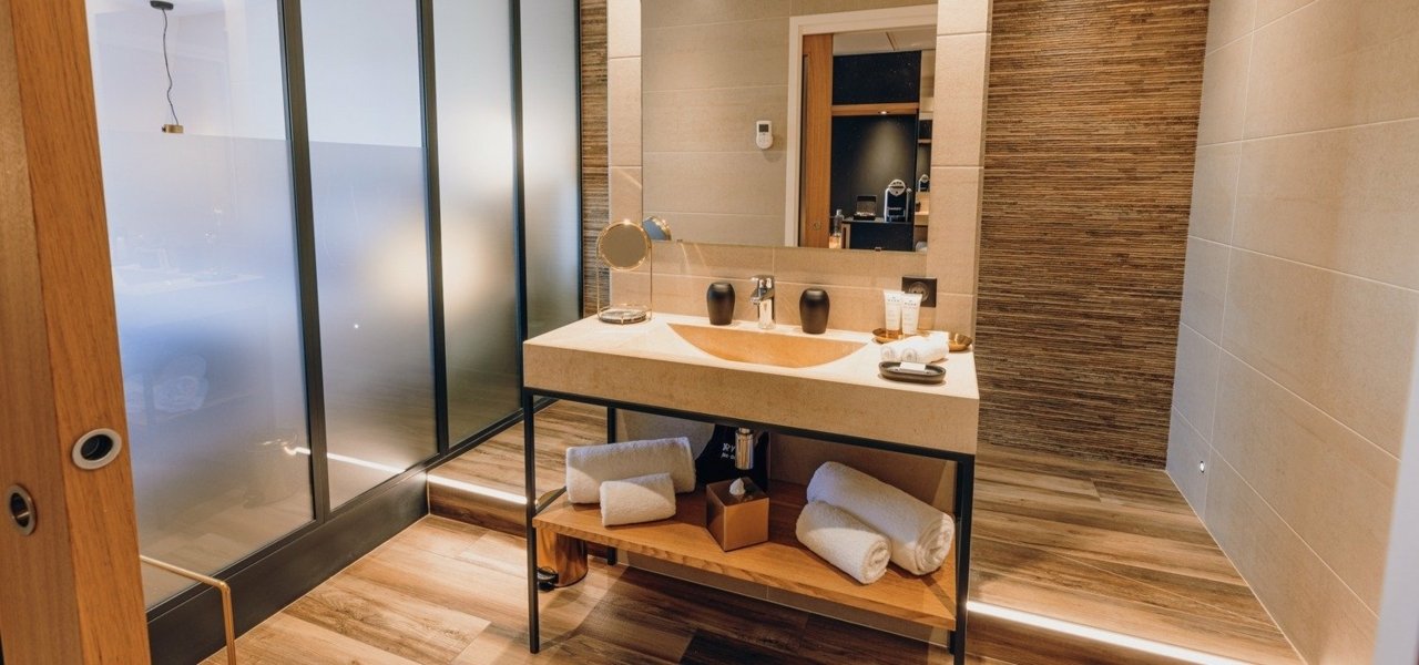 Hostellerie Le Cèdre - Wine Paths