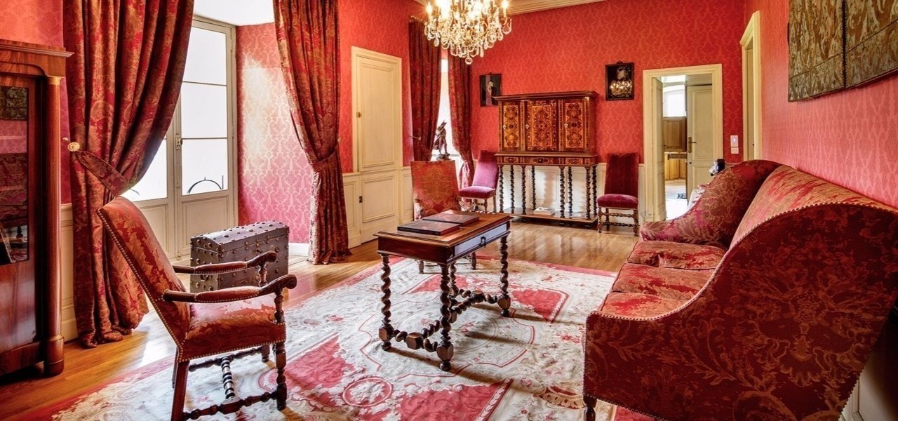 Room Chateau La Tour Carnet