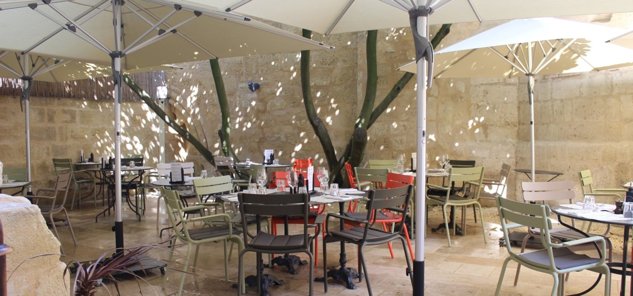 Envers du Décor, terrace